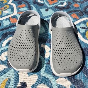 CROCS LiteRide Clogs Men's sz 10